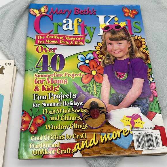 Craft Lot-Shell Craft Creations & Critters 1977 & 1981 & Two Other Books - Picture 15 of 17